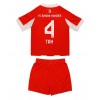 Bayern Munich Jonathan Tah #4 Hjemmedraktsett Barn 2025-26 Kortermet (+ korte bukser)